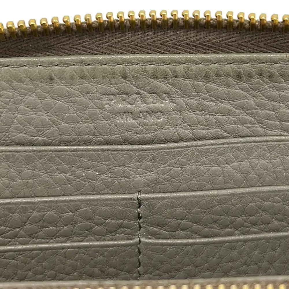 Prada Long Wallet 1M0506